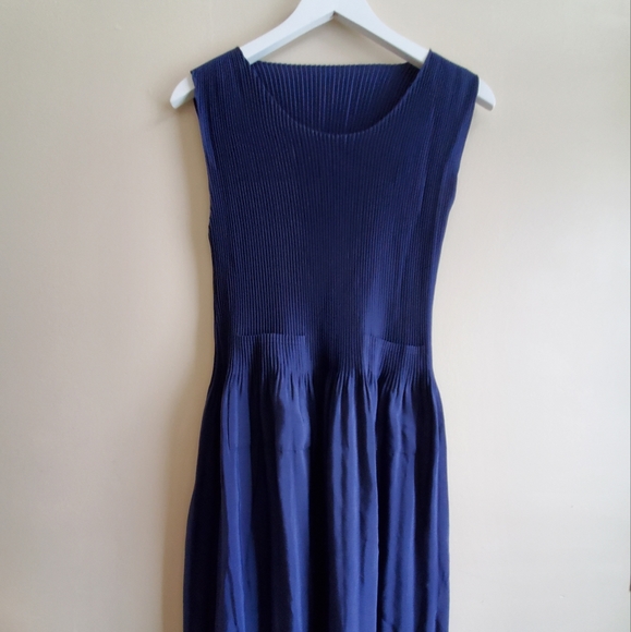 One size fits all easy wear vintage dress blue sleeveless ver - Picture 2 of 5